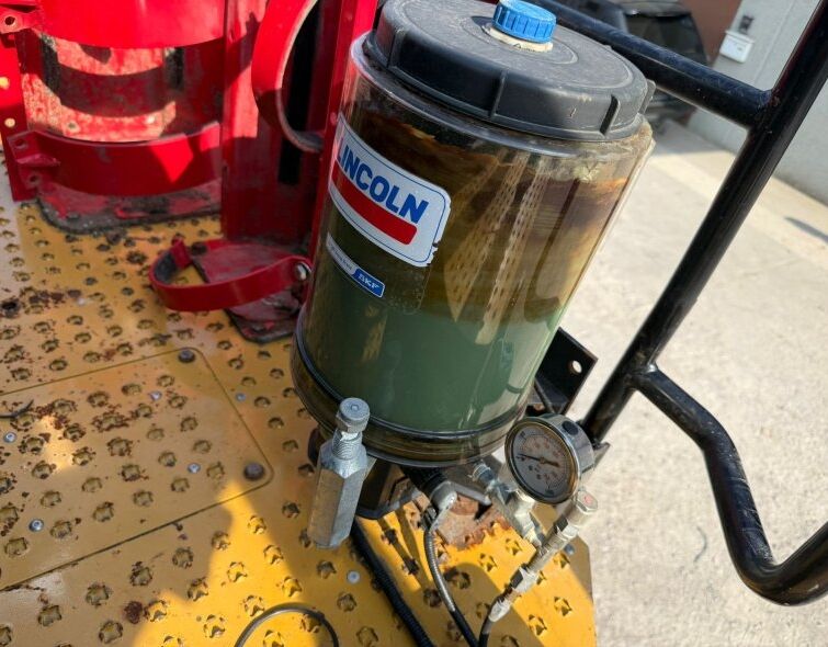 CATERPILLAR  826K **WASTE COMPACTOR**